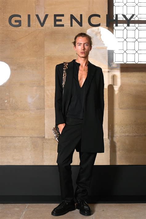 Front Row at Givenchy Men's Spring 2024 [PHOTOS] 